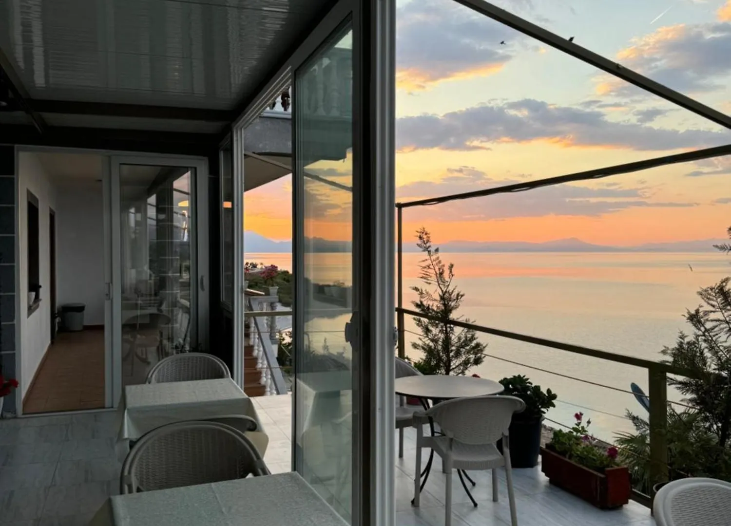 Bella Vista Bed and Breakfast Σκόδρα